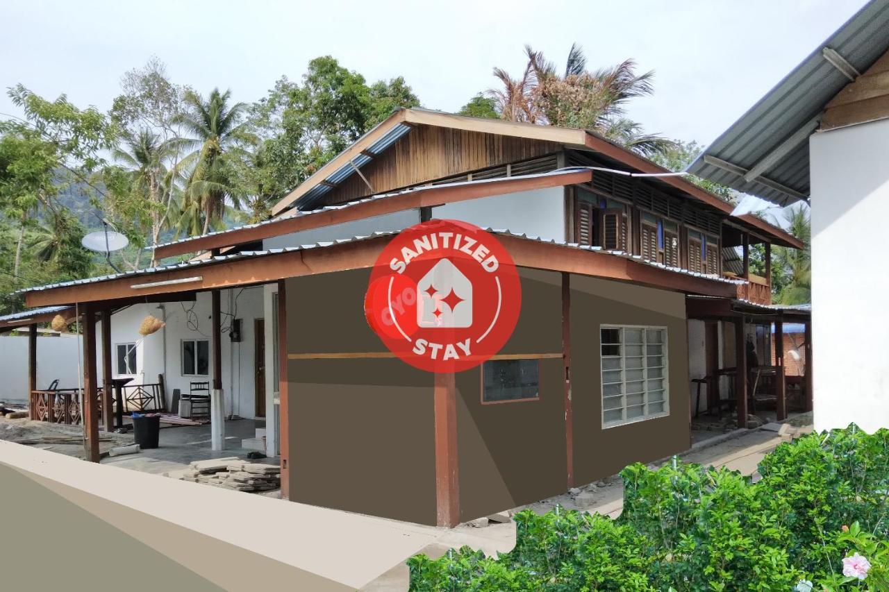 Oyo 90176 D'Cruz Sunrise Villa Pantai Cenang  Eksteriør billede