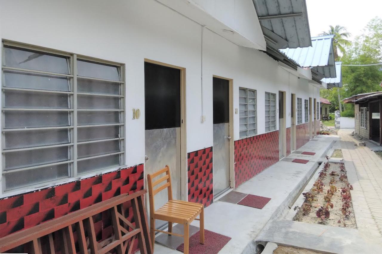 Oyo 90176 D'Cruz Sunrise Villa Pantai Cenang  Eksteriør billede