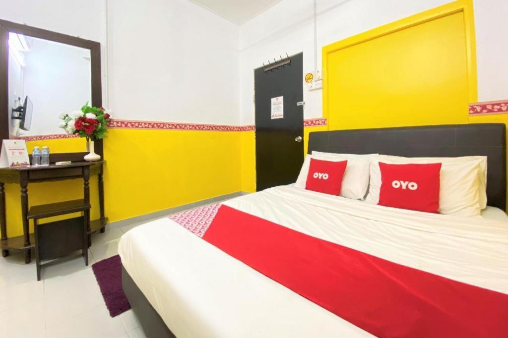 Oyo 90176 D'Cruz Sunrise Villa Pantai Cenang  Eksteriør billede
